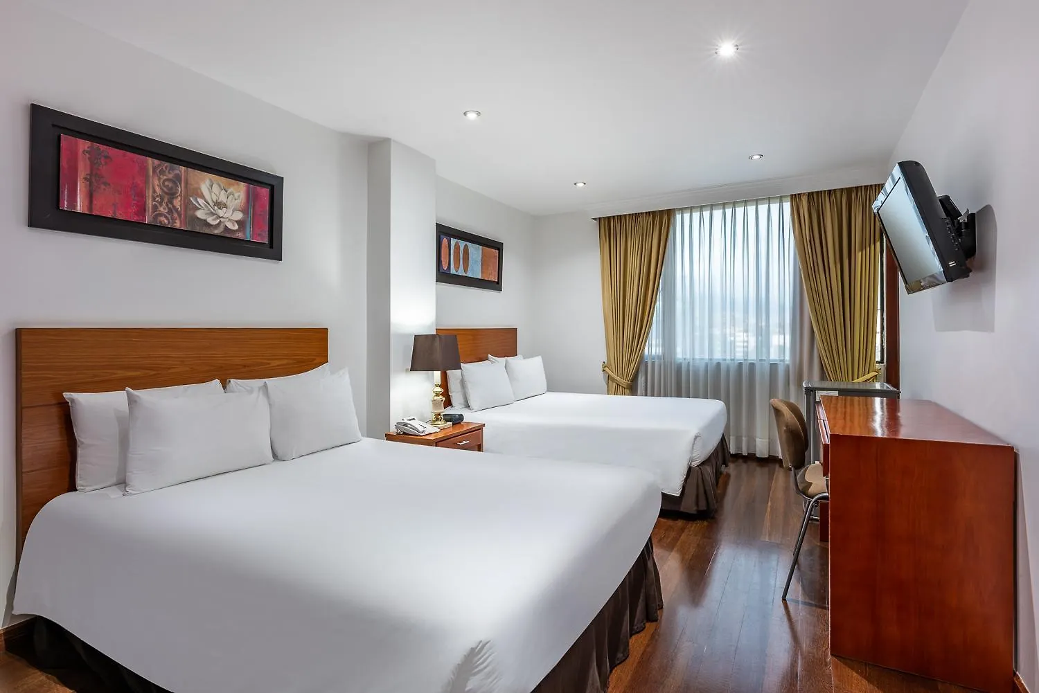 Hotel Andes Plaza Bogota 4*,